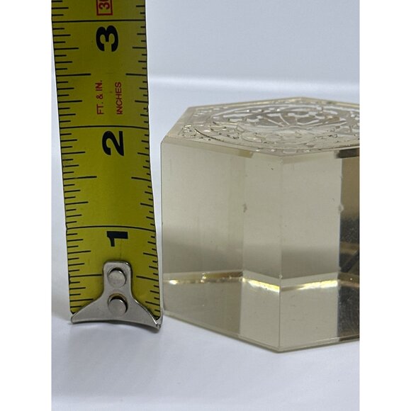 VTG Hexagonal Etched Glass Paperweight Clear Yellow Gold Hue Geometric Floral 2" - Picture 4 of 4